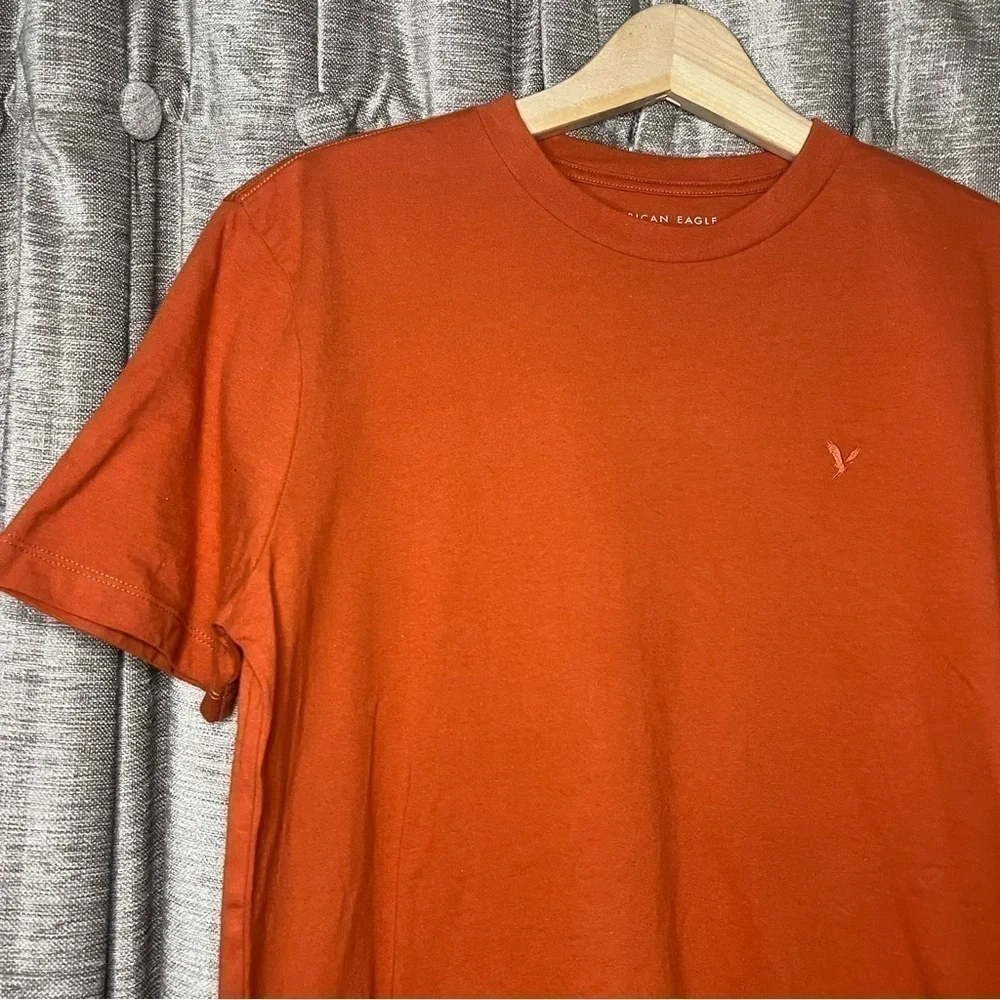 American Eagle Men’s Legend T Shirt in Burnt Orange Size Small